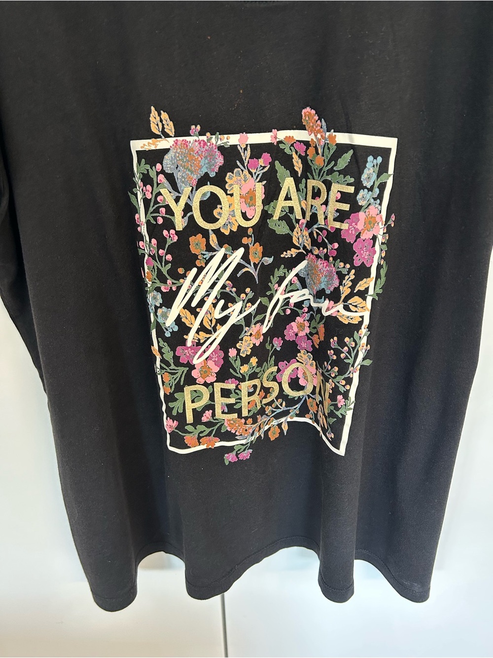 In Every Story Women’s Black Floral Graphic Short Sleeve Tee
Size 2X - Picture 3 of 12